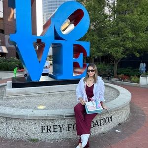 Meet your Posher, Itzel